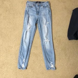 Hollister Ripped jeans